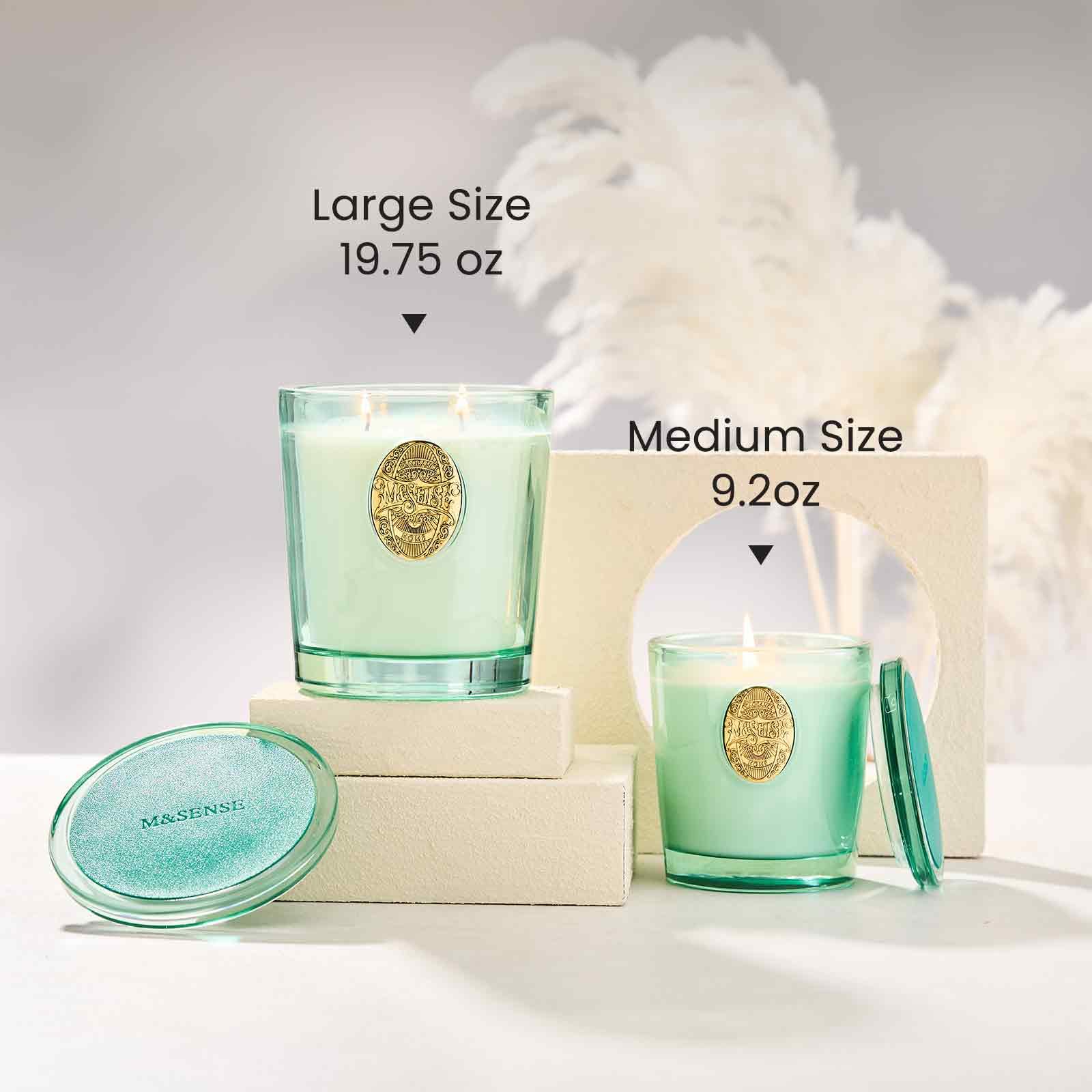 Bougie M&SENSE décore salon et bureau avec parfum durable.