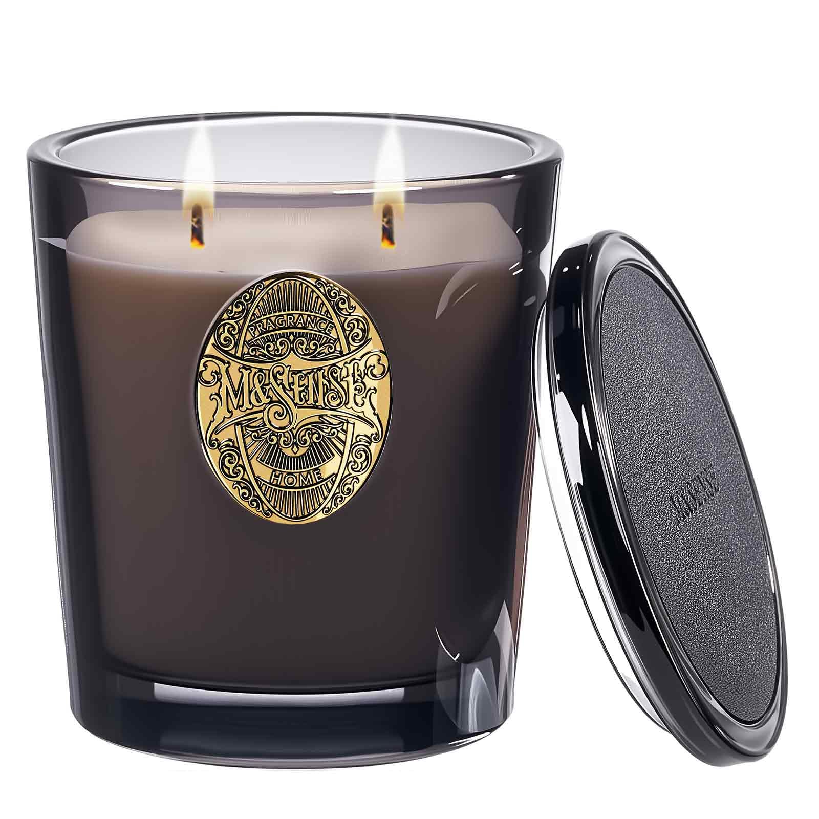 Bougie M&SENSE au soja grande avec 2 mèches dans un vase en verre, ambiance durable.