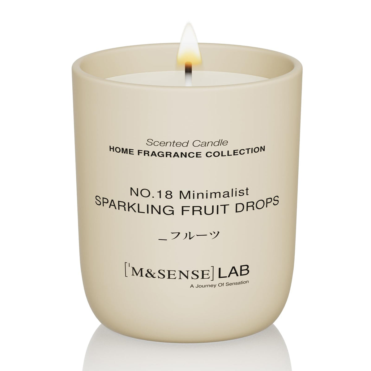 Bougie M&SENSE dans un bocal en verre givré, ambiance chic et minimaliste pour le salon.