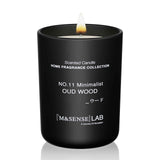 Bougie M&SENSE Oud Wood, parfum durable pour une ambiance chaleureuse.
