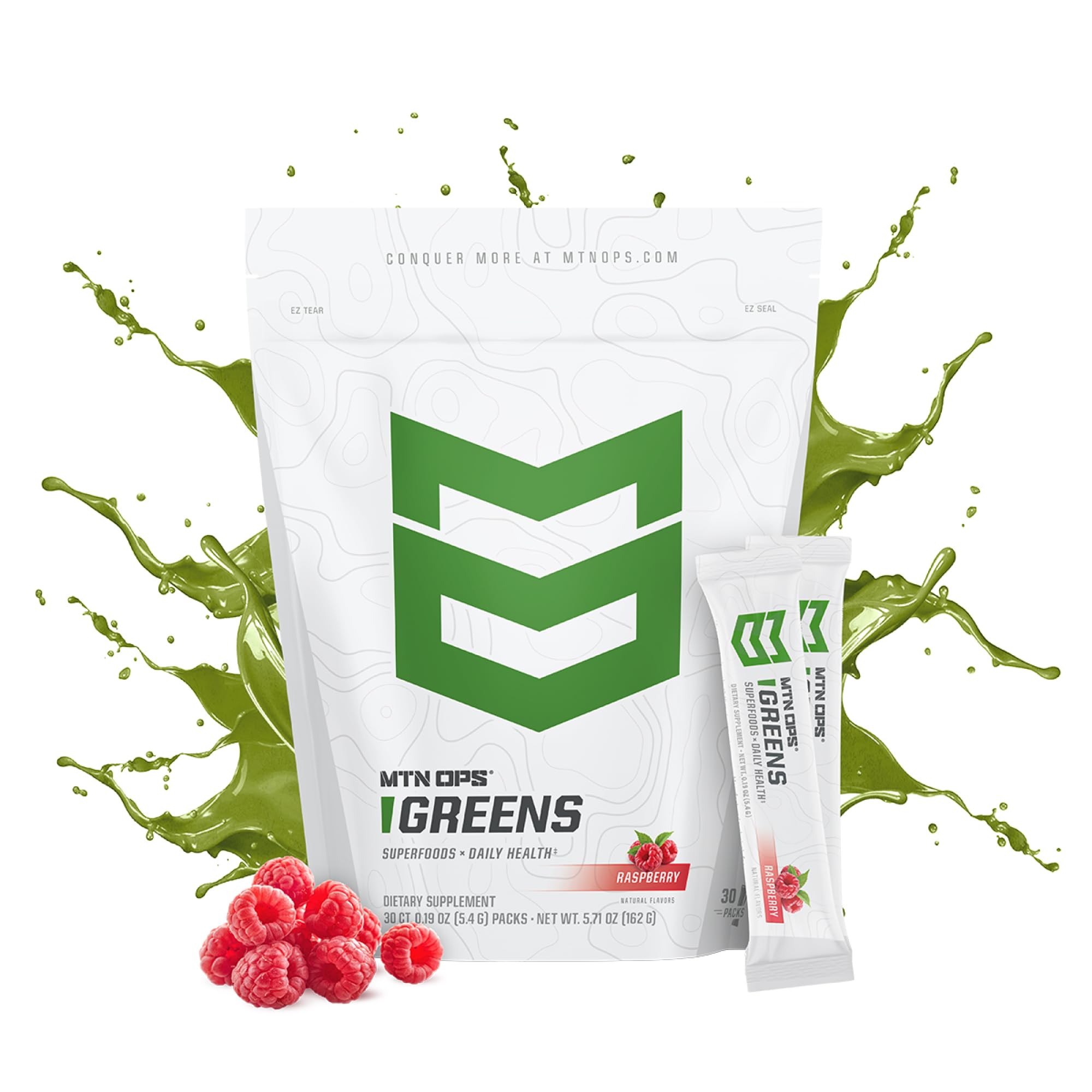 MTN OPS Super Greens : dosettes versées dans l’eau pour une préparation rapide.