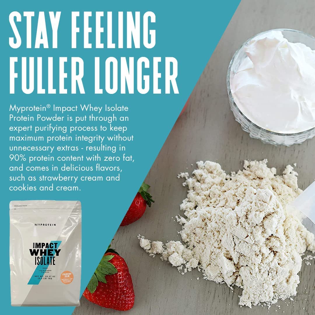 Shake fraise Myprotein Impact Whey Isolate prêt à être dégusté après l entraînement