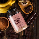NAKED Shake en mouvement – parfait lors d'un entraînement ou déplacement.