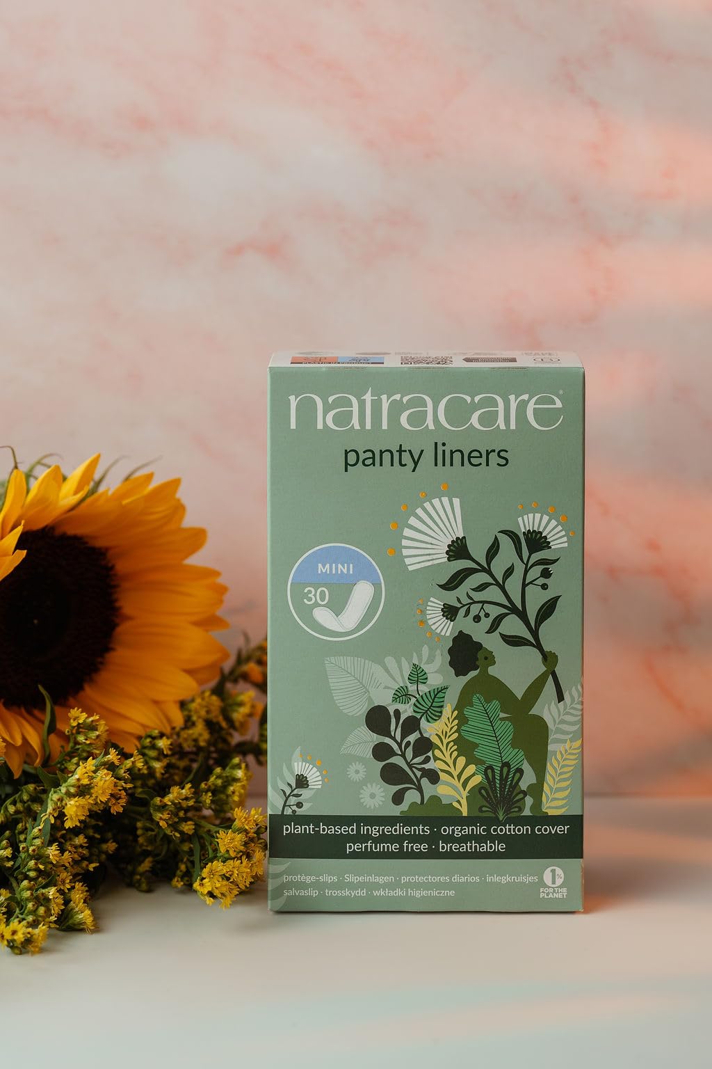 Natracare protections quotidiennes coton bio, absorption douce et naturelle.