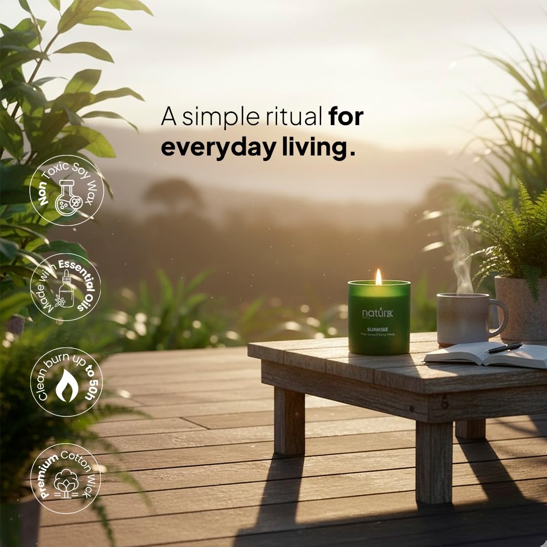 Natur IX Sunrise Bougie, etiquette détaillée indiquant poire-citrus-ylang-ylang et critères.