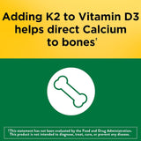 Nature Made Vitamine D3 K2 gélules dans une main, usage quotidien.