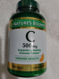 Vue rapprochée d'une prise de vitamine C 500 mg Nature's Bounty.
