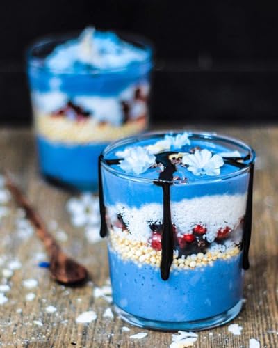 Naturegrail spiruline bleue poudre donne un smoothie nutritif et visuellement frappant