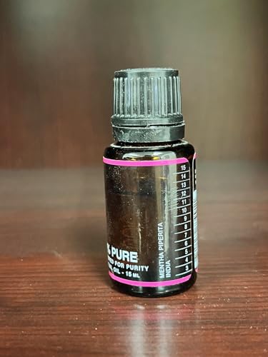Feuillage de menthe et bouteille Nature's Fusions évoquant la fraîcheur naturelle.