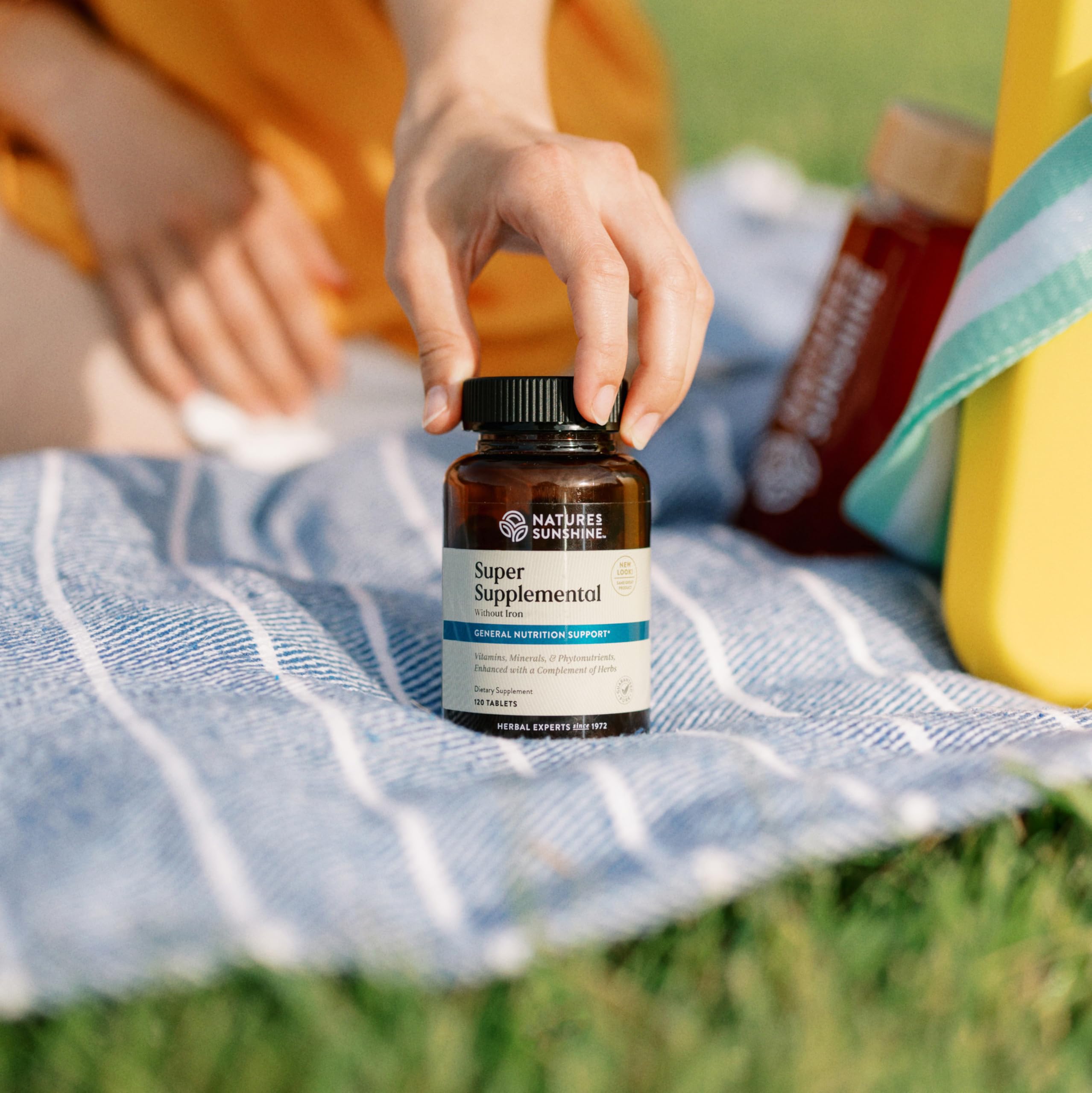 Nature's Sunshine Super Supplemental sans fer - minéraux: soutien du métabolisme et vitalité.