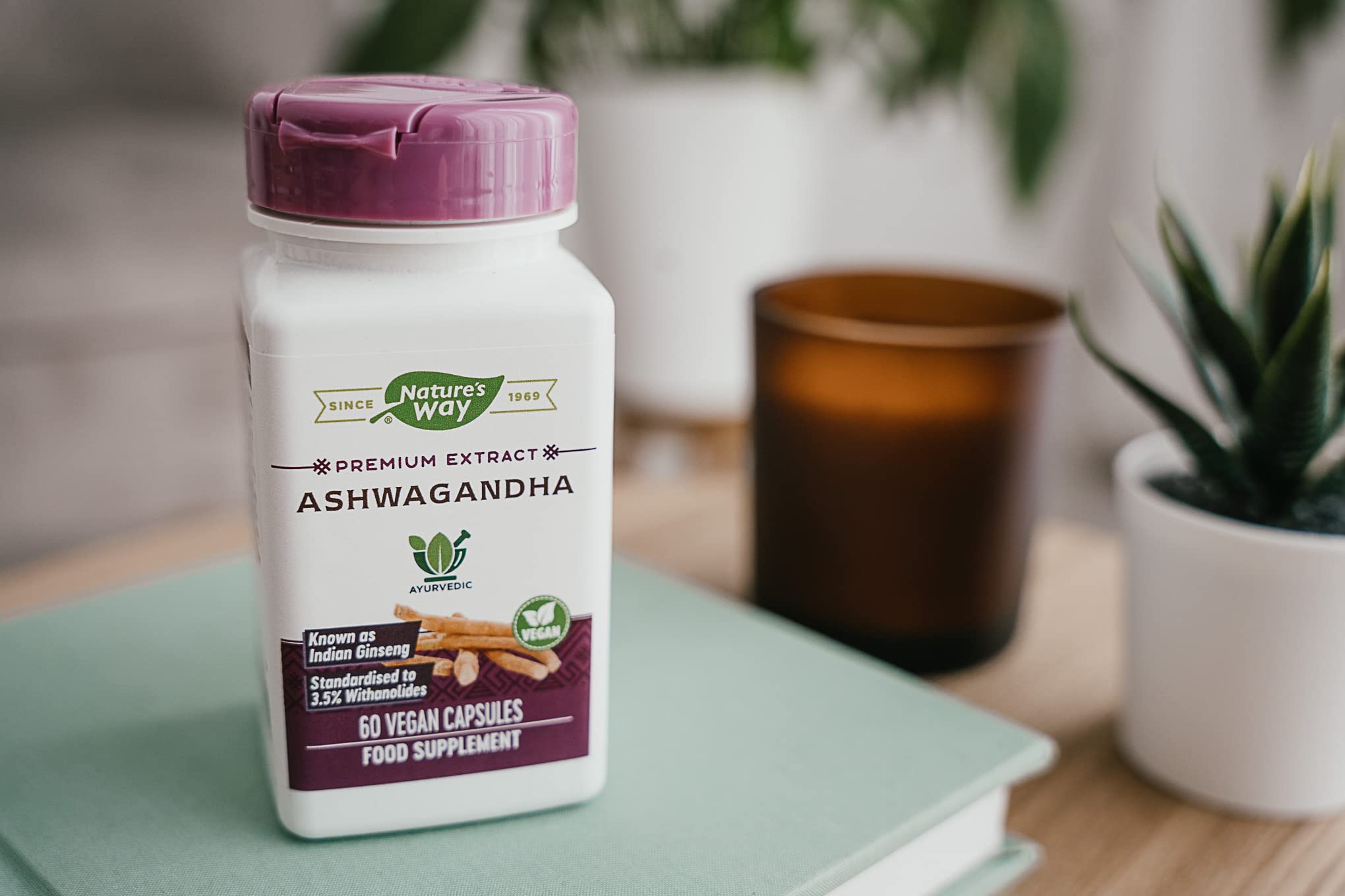 Ambiance douce Nature's Way Ashwagandha pour un moment de soin quotidien