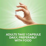 Prise quotidienne d'une capsule Nature's Way Vitamine B1, facile à avaler.