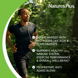 NaturesPlus Source de Vie Rouge: verre montrant le liquide rouge et son goût fruité.