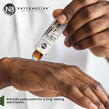 NaturoBliss Vanille Parfum roll-on, Format compact pour sac à main.