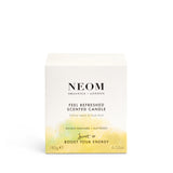 Utilisation quotidienne de la bougie NEOM sur bureau ou table
