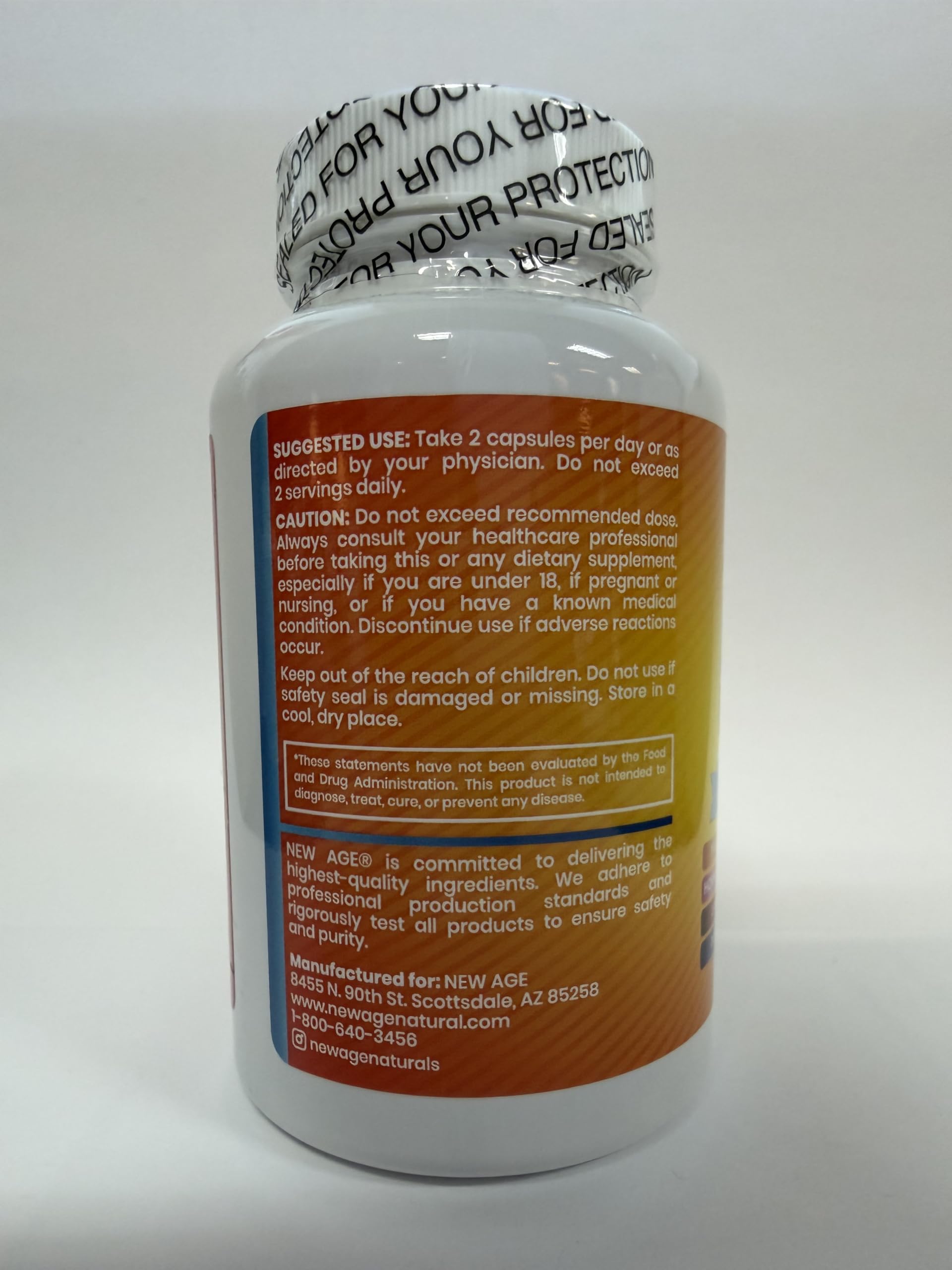 Racines maca et ashwagandha dans les gélules NEW AGE, énergie naturelle potentielle.