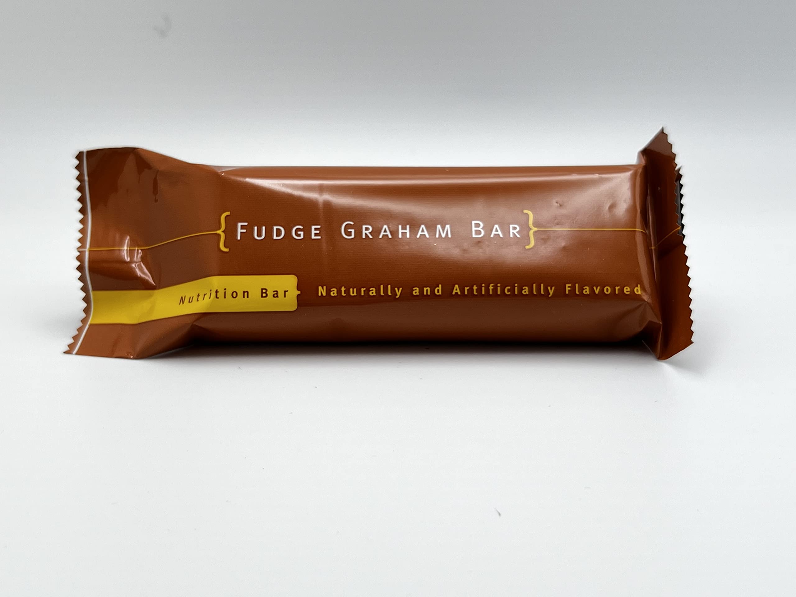 New Journey Fudge Graham Bar – coupe révélant cœur chocolaté et croquant graham.
