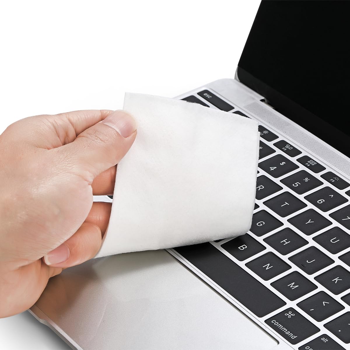 Nettoyage hygiénique rapide avec Nmuxyro en déplacement et sorties.