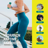 No Days Wasted – mélange dans un verre d'eau pour une hydratation rapide.