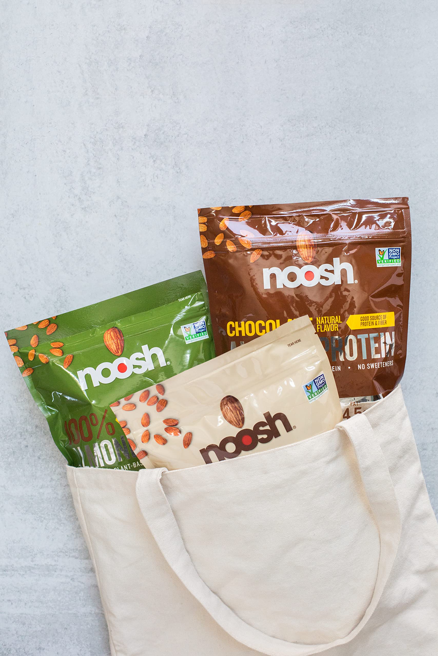 NOOSH bol-muesli et poudre d'amande non aromatisée, petit-déjeuner nourrissant sans gluten.