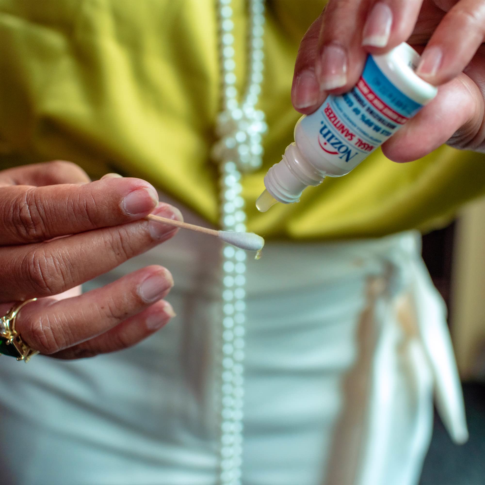 Nozin utilisation quotidienne intégrée à la routine d'hygiène.