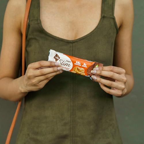 Barre NuGo Slim, protéine végétale 17 g pour énergie et récupération.