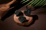 NUKAYAI obsidienne noire brute, soutien pour pratiques spirituelles et énergie personnelle.