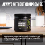 NutraBio Créatine Monohydrate, dissolue dans l'eau, mélange clair.