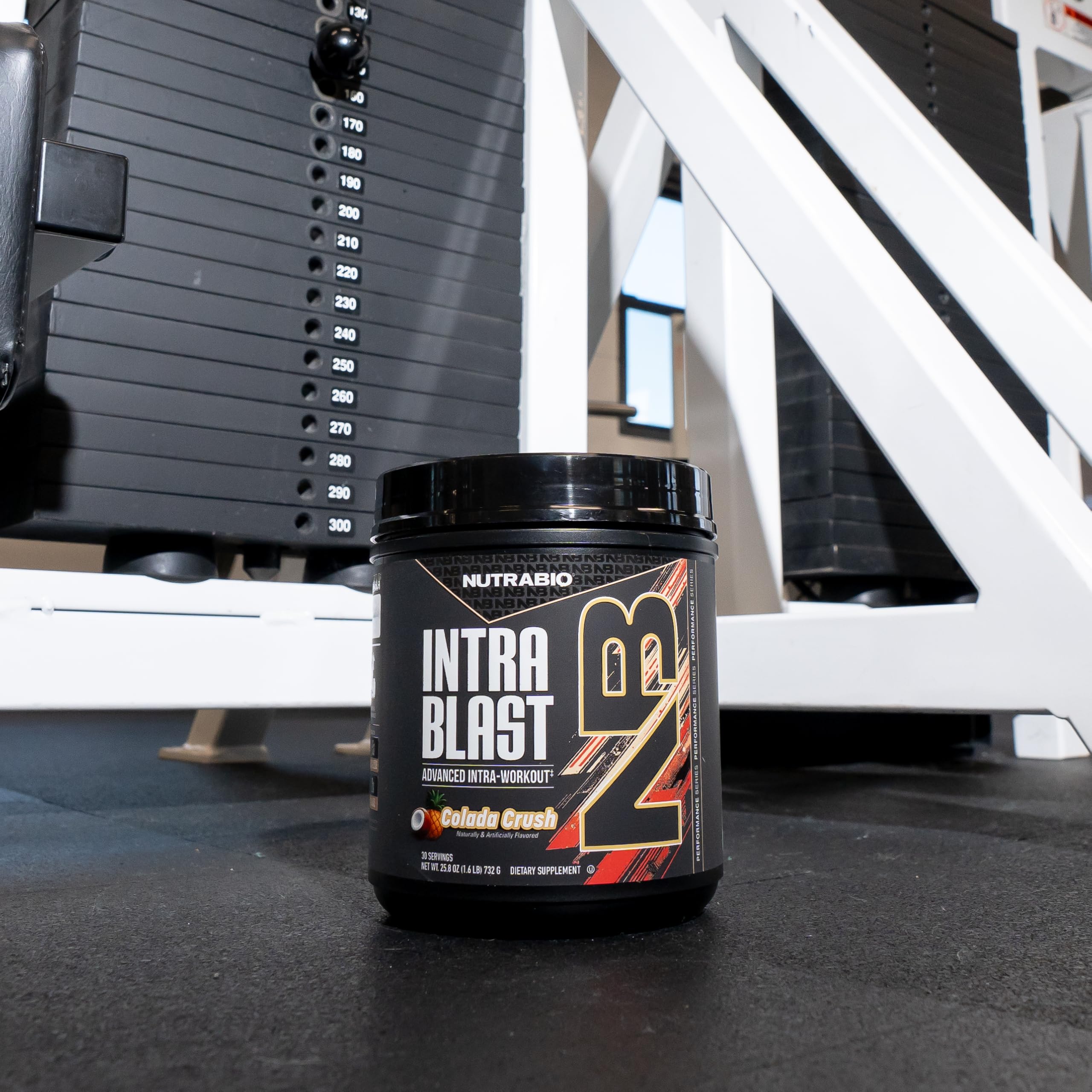 Utilisation avant entraînement avec NutraBio Intra Blast pour énergie.