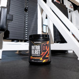 NutraBio Intra Blast ingrédients BCAAs: neuf acides essentiels inclus.
