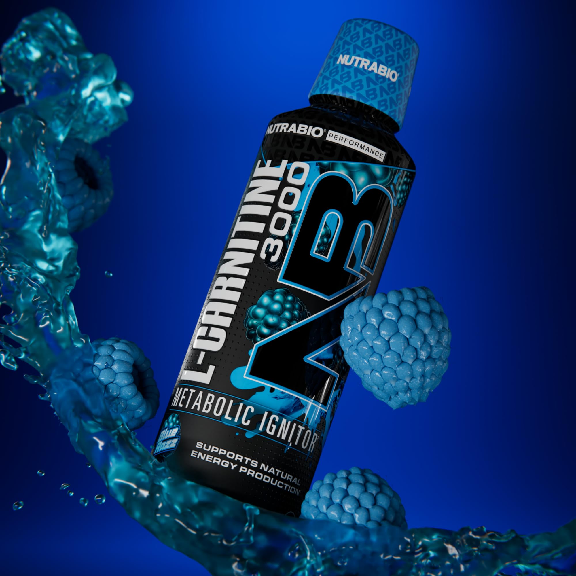 NutraBio L-Carnitine Liquid Shot, étiquette bleu-razz, goût rafraîchissant.