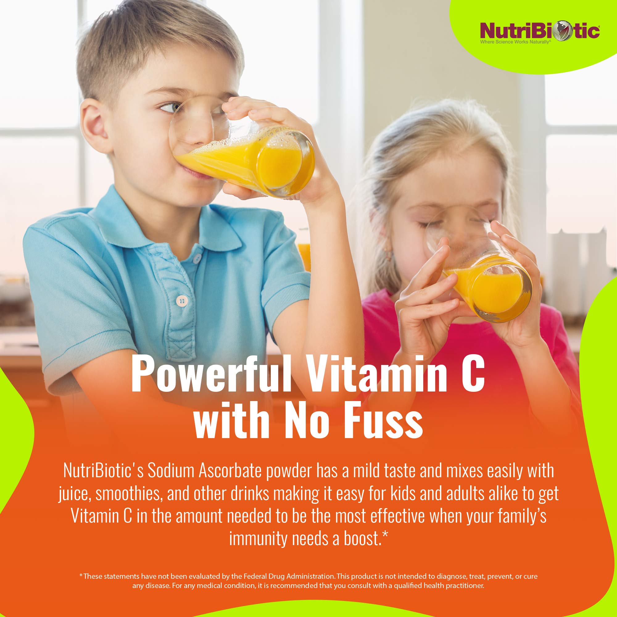 Poudre NutriBiotic dans un jus de fruits — soutien énergie et peau saine.
