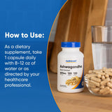 Gros plan sur les capsules Nutricost Ashwagandha, dosage de 600 mg.
