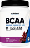 Nutricost BCAA Poudre Raisin — flacon et shaker pour accompagner votre séance d'entraînement