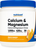 Nutricost Calcium Magnésium Poudre Pêche Mangue en bouteille, pratique pour l’hydratation quotidienne.