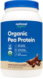 Nutricost Poudre de pois bio chocolat dans une bouteille prête à boire.