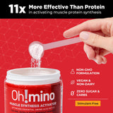 Oh!mino BCAAs EAAs, mélange dans l'eau pour une hydratation efficace.