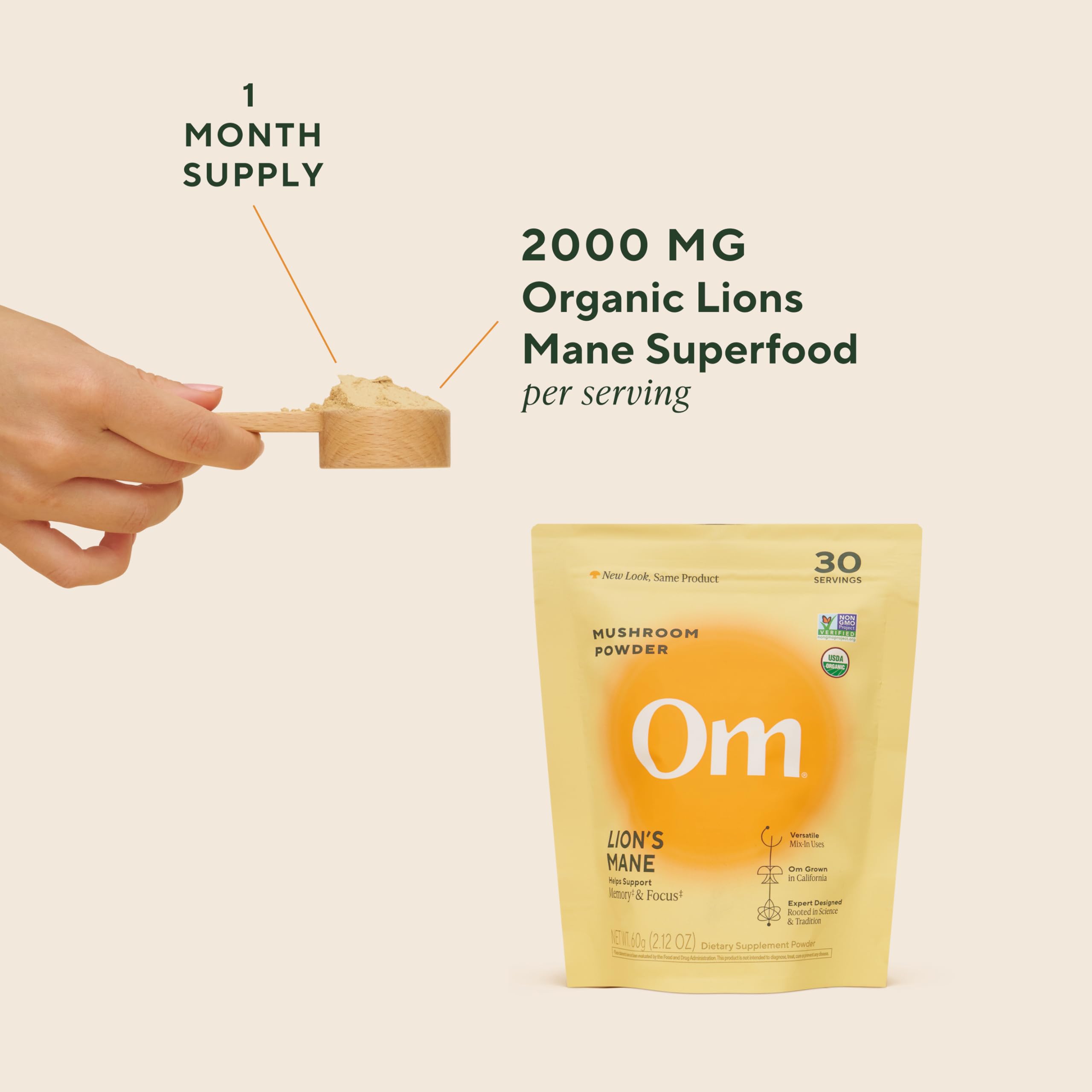 OM MUSHROOM SUPERFOOD poudre crinière de lion étiquette claire affichant 50 portions.