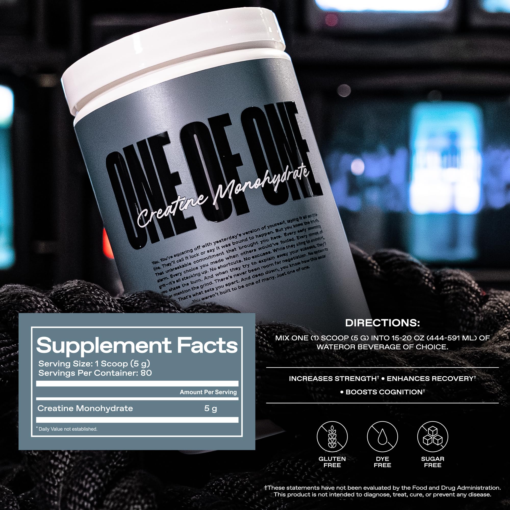 ONE OF ONE Creatine Monohydrate — poudre sans arome ideale dans des smoothies sportifs.