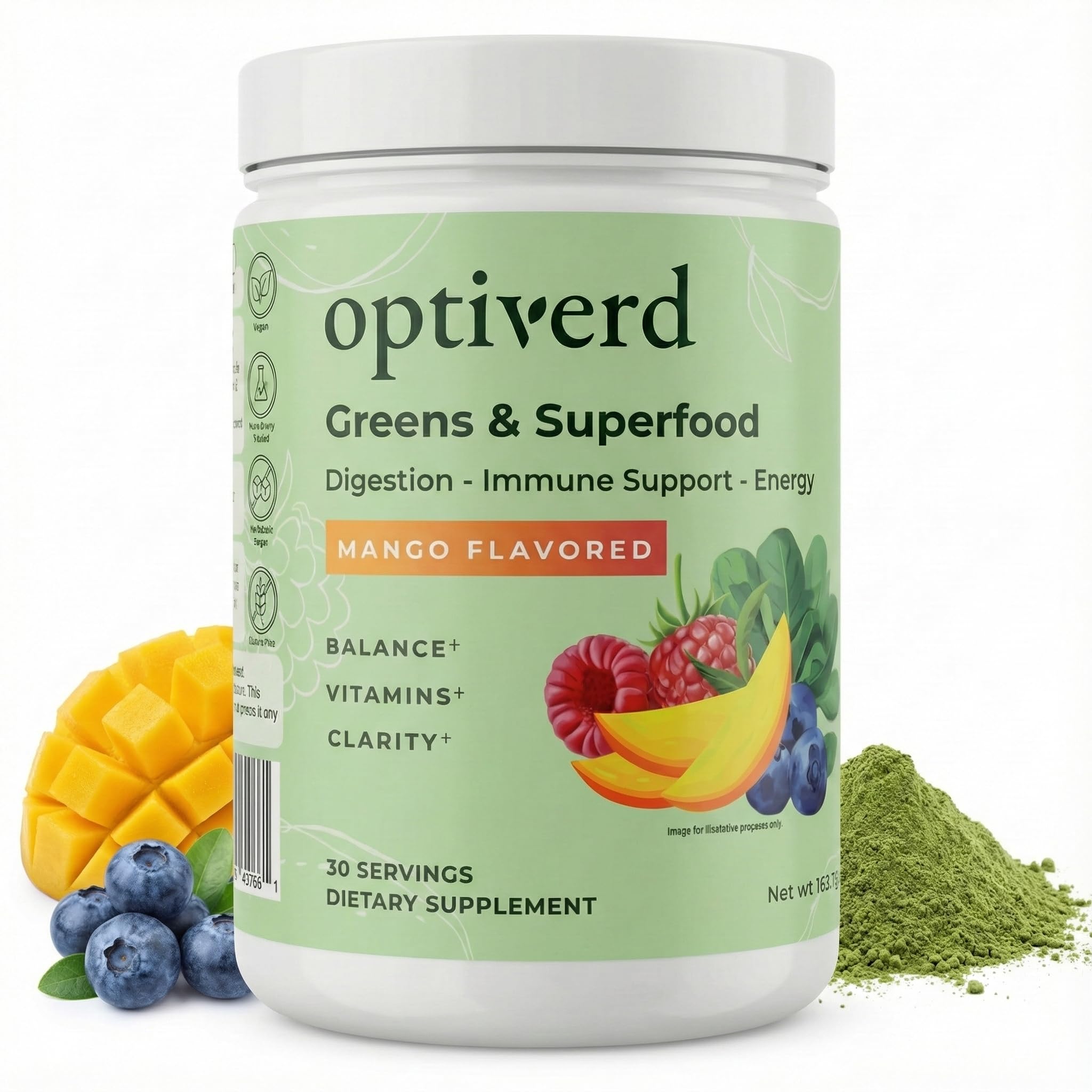 Optiverd Greens en poudre mangue versé dans un shaker, énergie naturelle