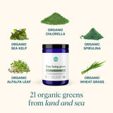 Ora Organic Greens Powder avec doseur, dosage facile pour une routine saine.