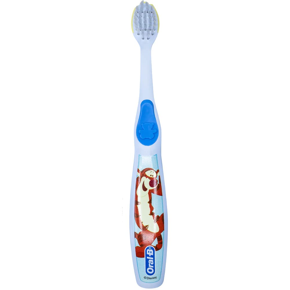 Oral-B brosse-bebe-pooh-lot-deux-brosses: pack pratique pour le remplacement et le voyage.