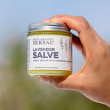 Peau sèche réparée et hydratée grâce au baume lavande Ora's.