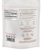 Organic Traditions Ashwagandha, poudre dans un verre, pratique pour une boisson quotidienne.