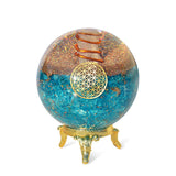 Orgonite Crystal boule d'aigue-marine bleue avec support, sérénité et énergie positive.