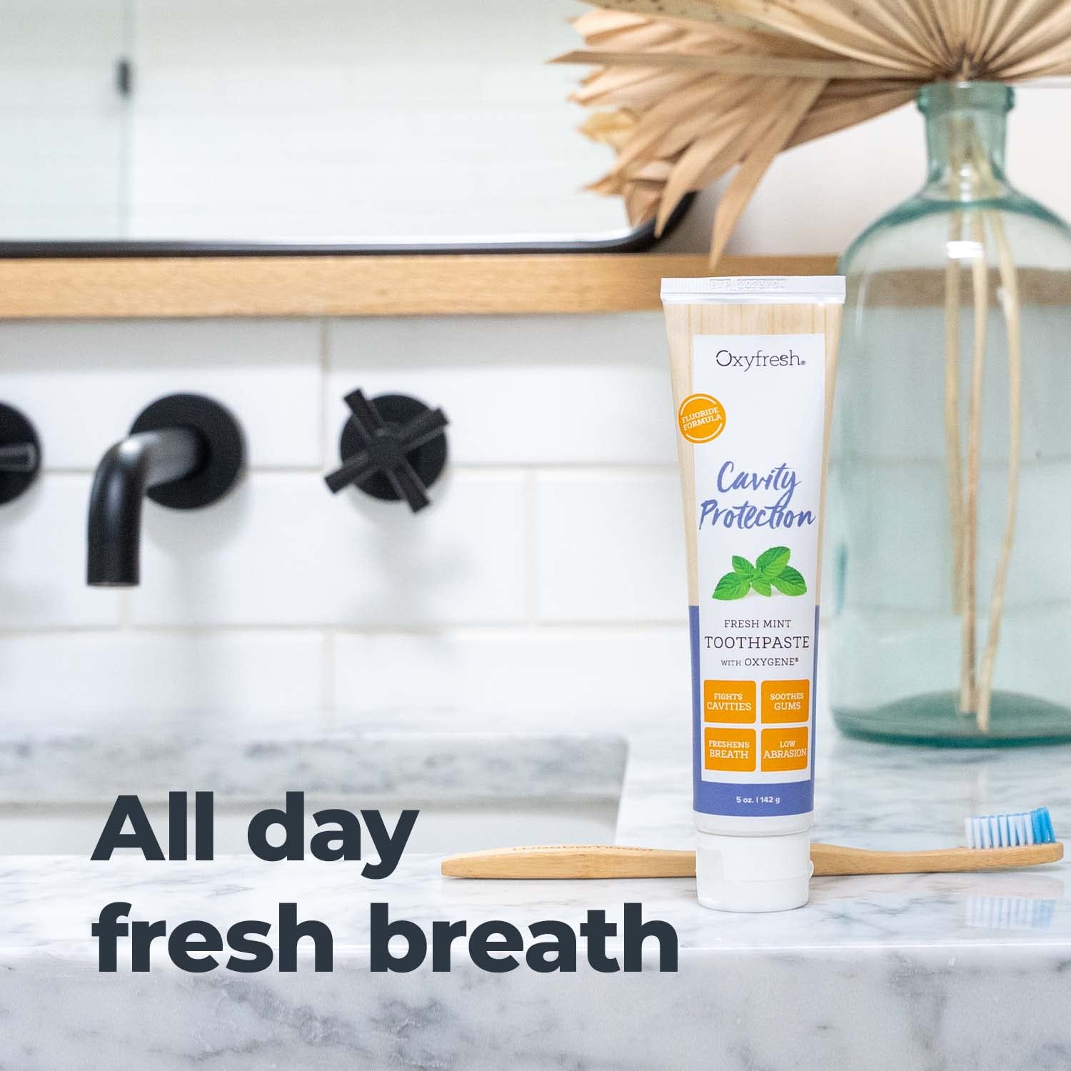 Oxyfresh dentifrice-menthe-fraiche : sensation menthe fraîche tout au long de la journée.