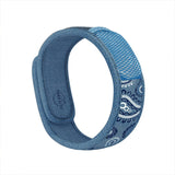 Bracelet PARA'KITO anti-moustiques sur poignet, protection naturelle sans DEET.