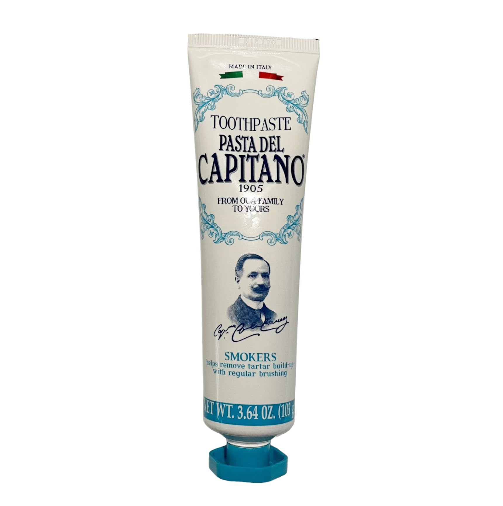 Pasta del Capitano 1905 dentifrice menthe sur lavabo pour routine quotidienne.