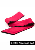 Masque Pastos: détails-motif en satin rouge, look élégant et ambiance reposante.