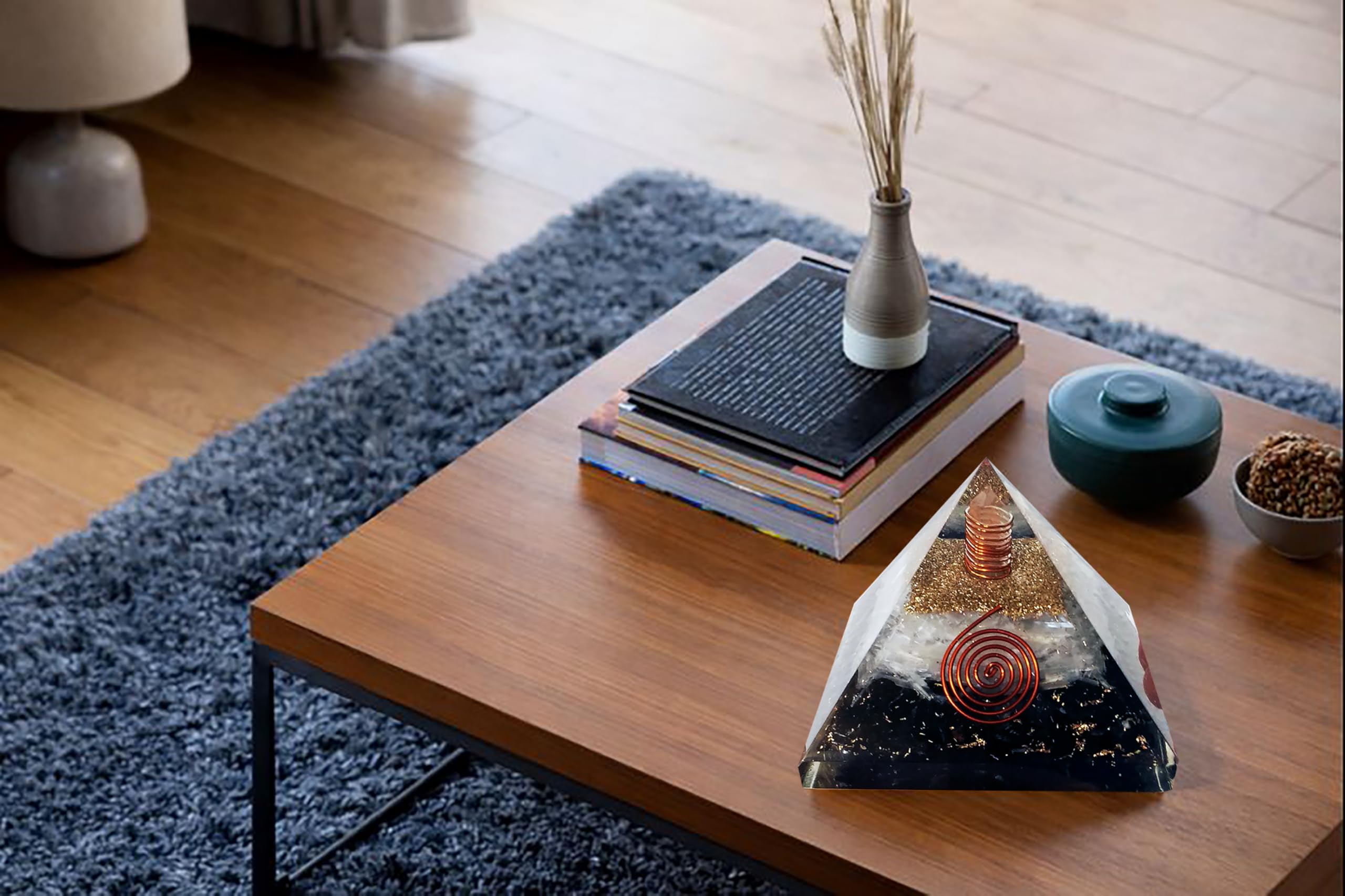 Pièce décorative équilibrante adaptée aux espaces de méditation ou yoga.